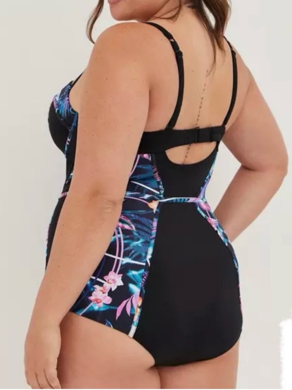 Torrid Slim Fix Underwire Piping One Piece Swimsuit Dreamy Tropical Sz 3 Cup DD - Picture 3 of 5